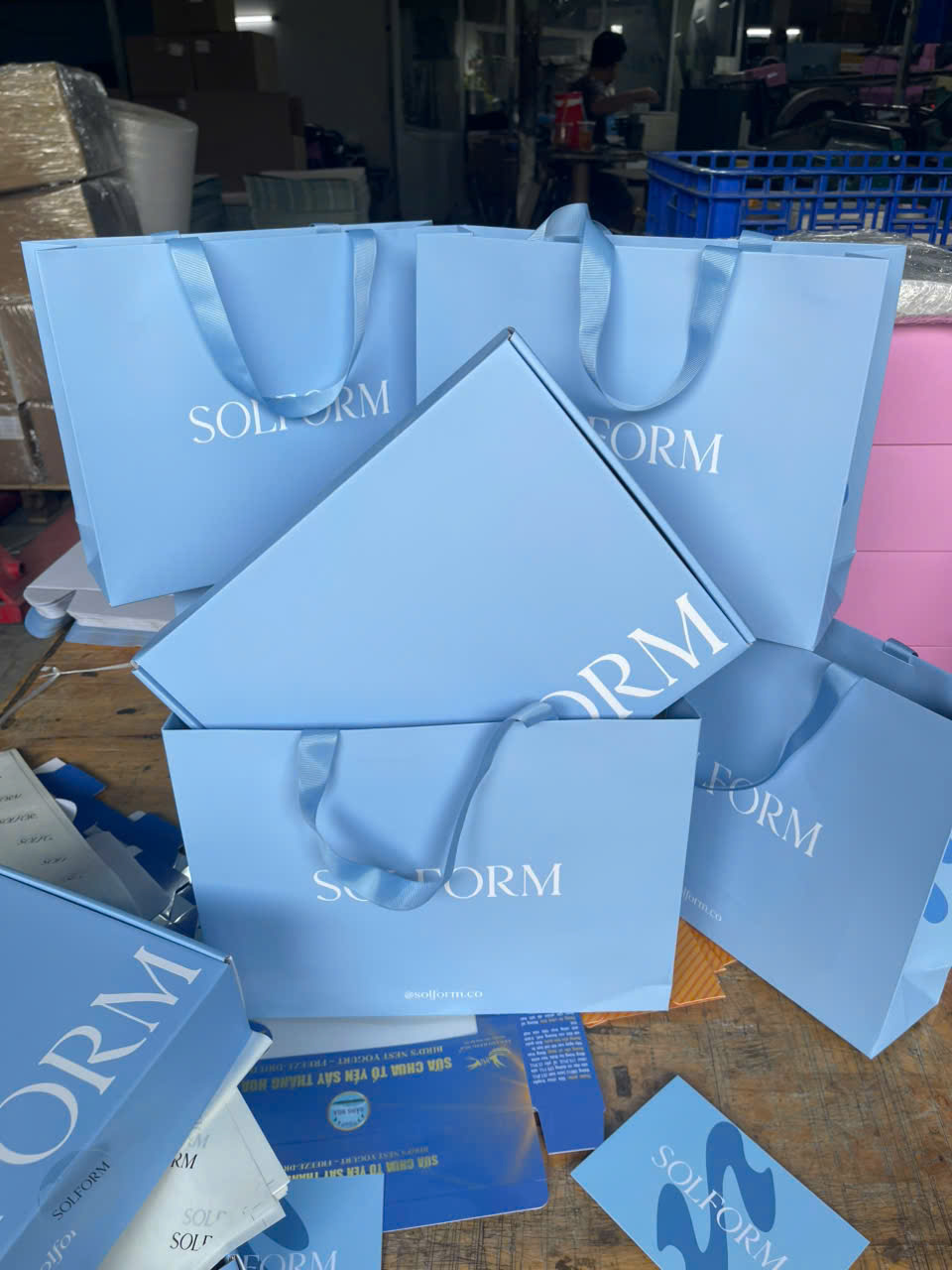 In Combo Túi Giấy Hộp Carton Sóng E Đựng Giày